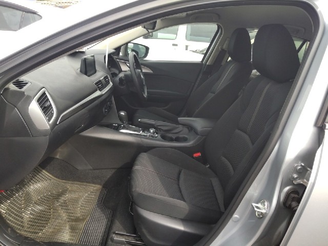 MAZDA AXELA 2018 Image 20