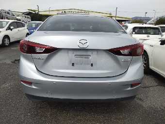 MAZDA AXELA 2018 Image 3