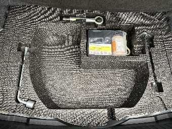 MAZDA AXELA 2018 Image 21