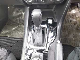 MAZDA AXELA 2018 Image 10