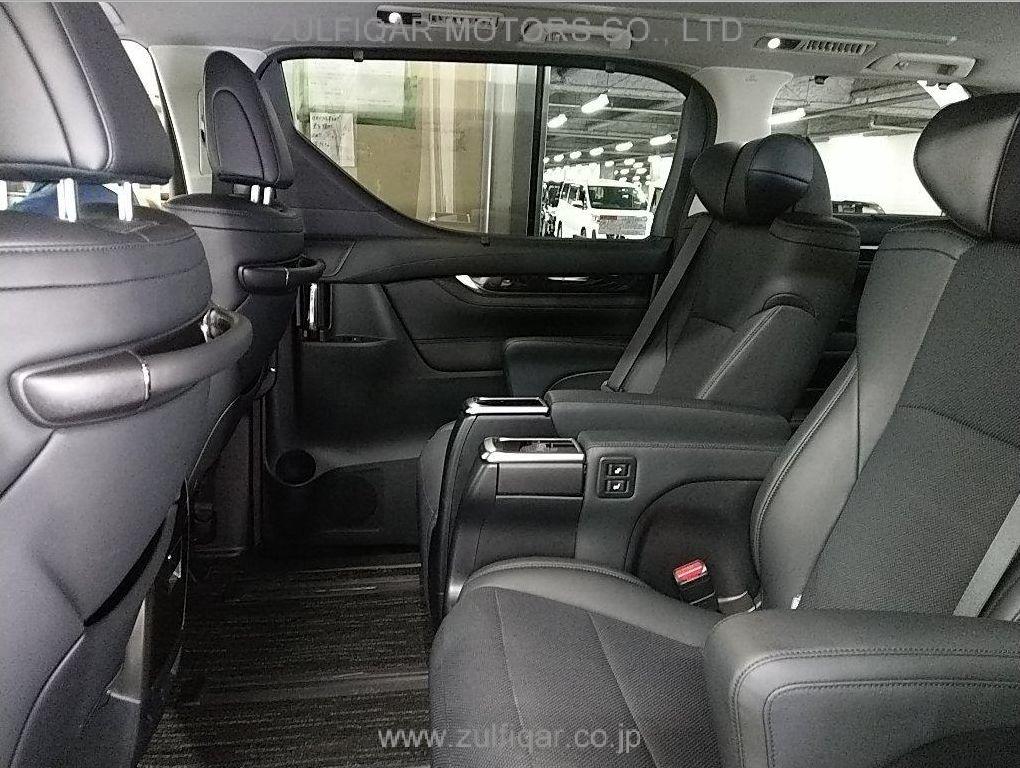 TOYOTA ALPHARD 2019 Image 6