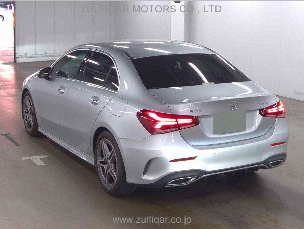 MERCEDES BENZ A CLASS 2020 Image 2