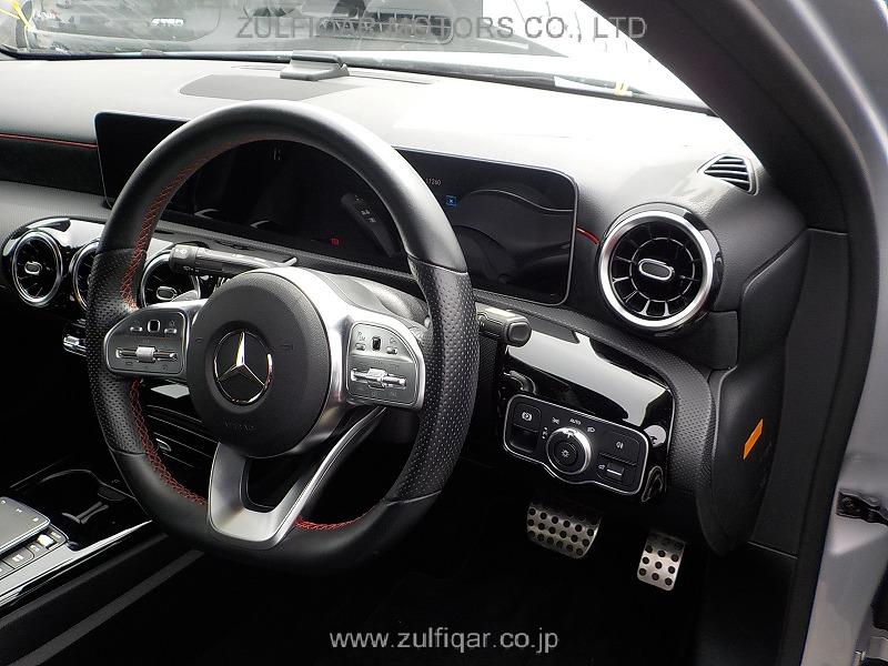 MERCEDES BENZ A CLASS 2020 Image 7