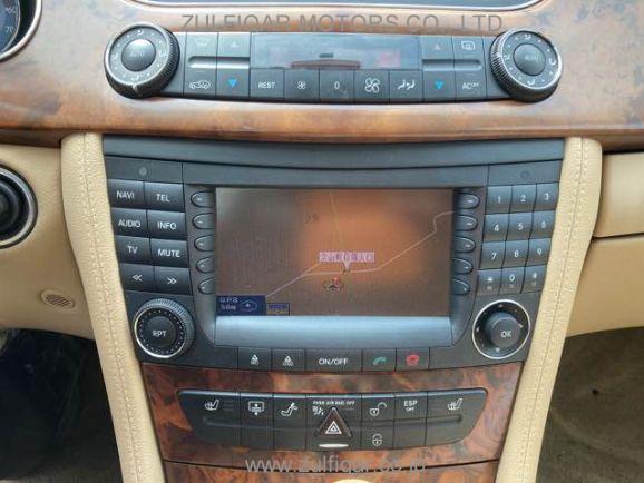 MERCEDES BENZ CLS CLASS 2005 Image 24