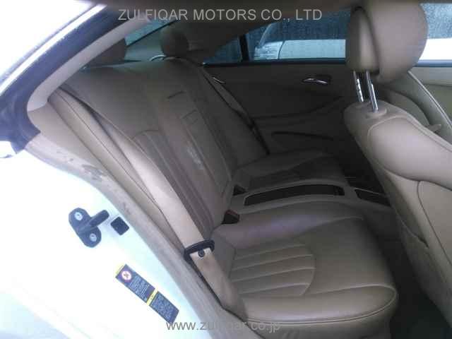 MERCEDES BENZ CLS CLASS 2007 Image 9
