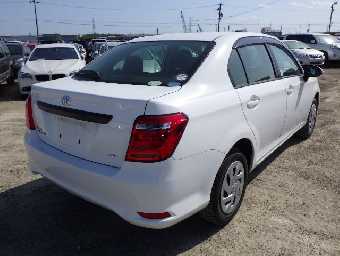 TOYOTA COROLLA AXIO 2018 Image 19