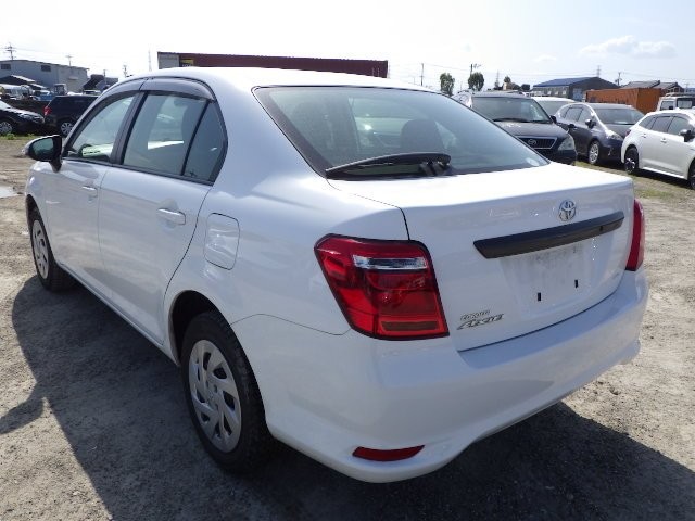 TOYOTA COROLLA AXIO 2018 Image 28