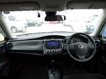 TOYOTA COROLLA AXIO 2018 Image 14