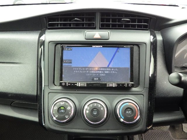 TOYOTA COROLLA AXIO 2018 Image 25