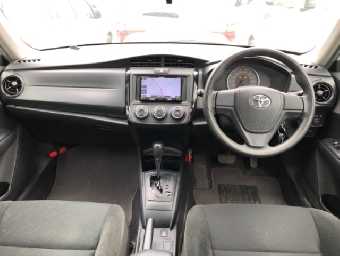 TOYOTA COROLLA AXIO 2018 Image 4