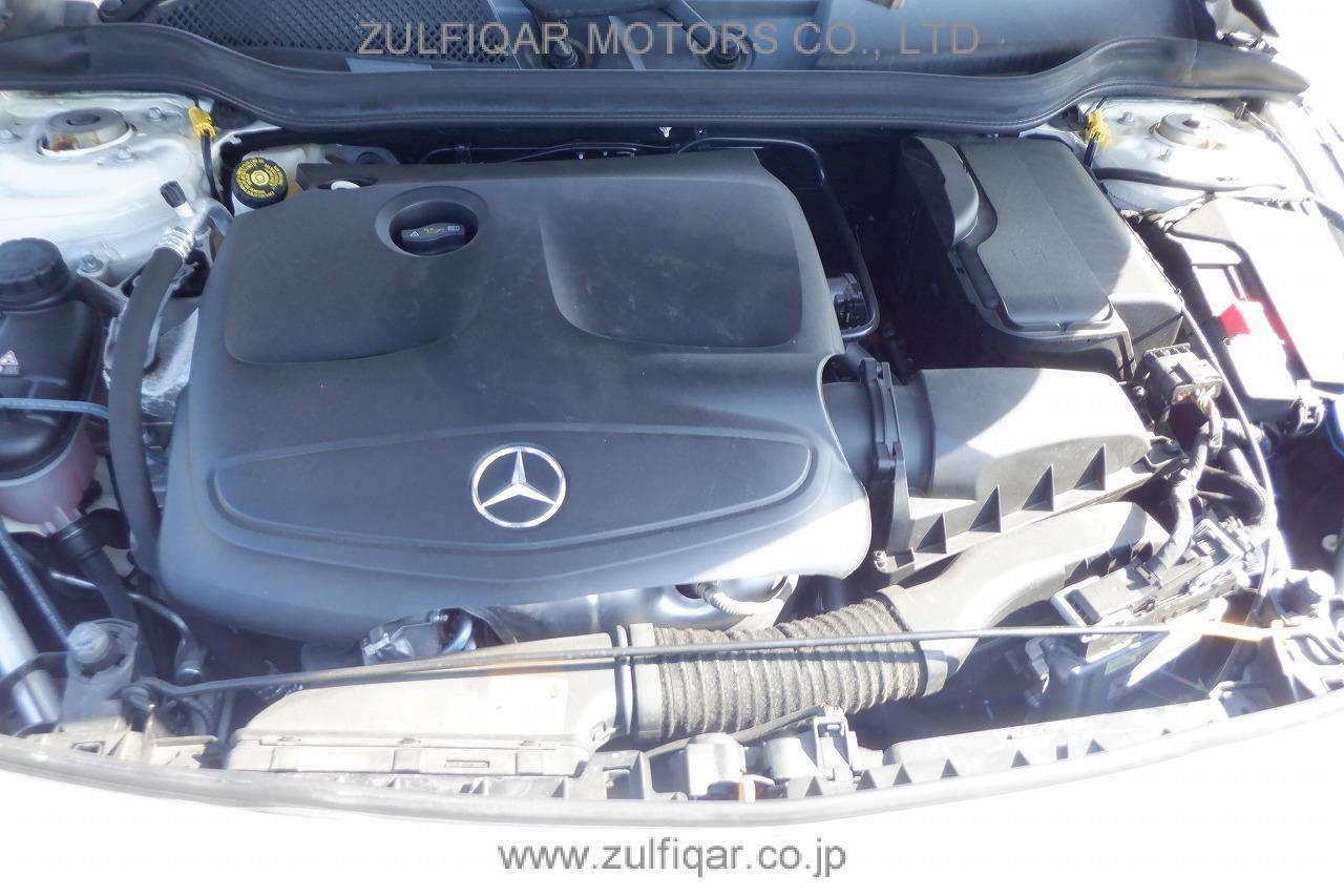 MERCEDES BENZ CLA CLASS 2018 Image 25