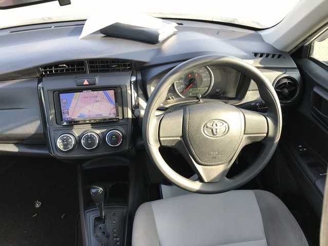 TOYOTA COROLLA AXIO 2017 Image 19