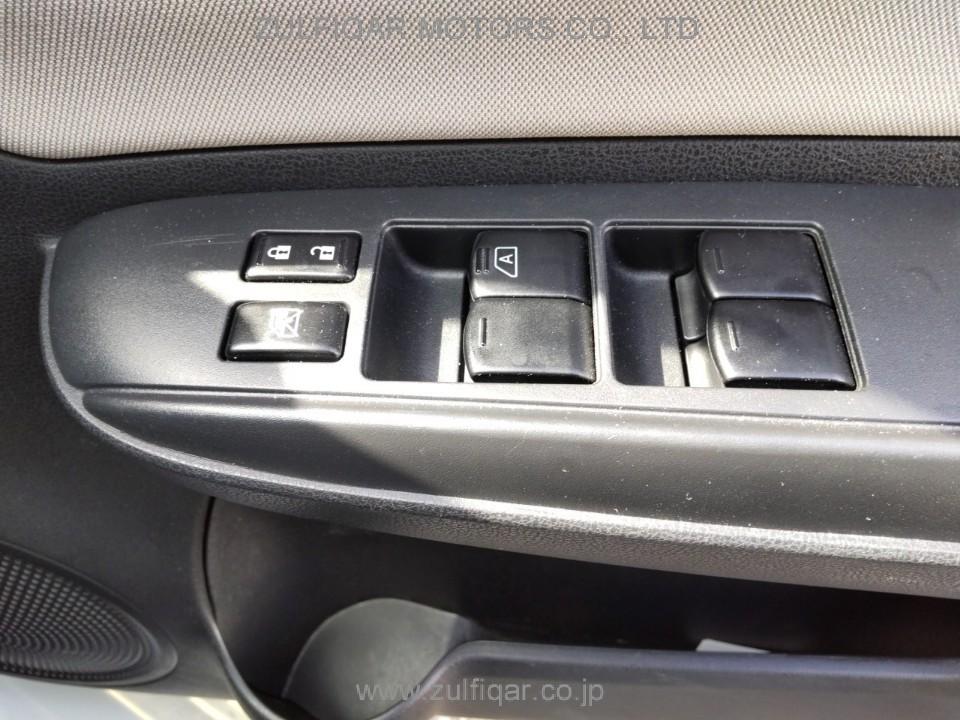 NISSAN NOTE 2018 Image 12
