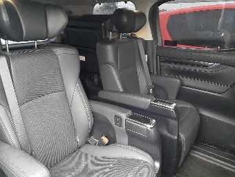 TOYOTA ALPHARD 2020 Image 9