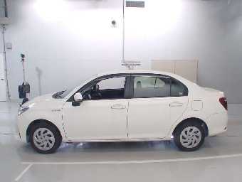 TOYOTA COROLLA AXIO 2018 Image 4