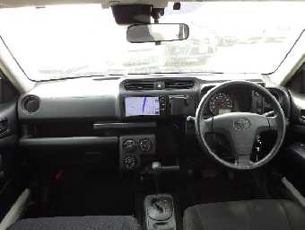 TOYOTA SUCCEED 2018 Image 7