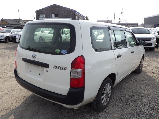 TOYOTA SUCCEED 2018 Image 24