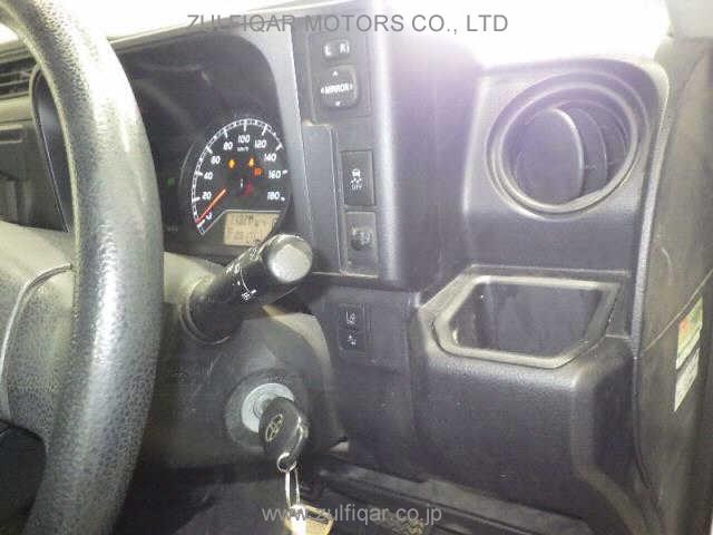 TOYOTA SUCCEED 2018 Image 6