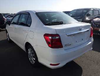 TOYOTA COROLLA AXIO 2018 Image 8