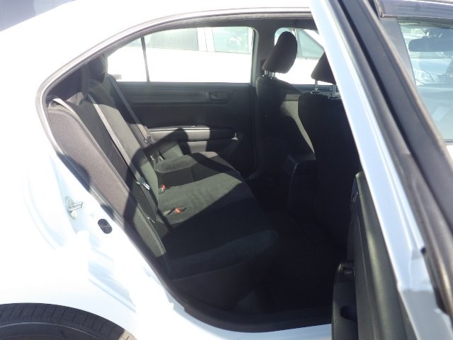 TOYOTA COROLLA AXIO 2018 Image 32