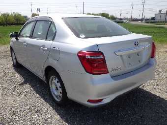 TOYOTA COROLLA AXIO 2018 Image 18