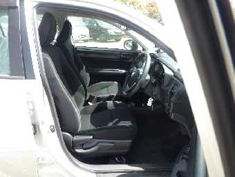 TOYOTA COROLLA AXIO 2018 Image 26