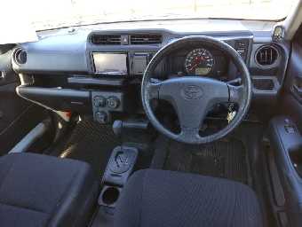 TOYOTA PROBOX 2018 Image 8