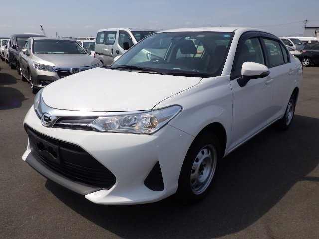 TOYOTA COROLLA AXIO 2018 Image 30