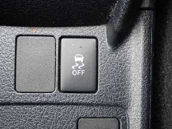 TOYOTA COROLLA AXIO 2018 Image 7