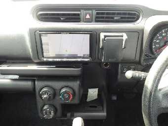 TOYOTA SUCCEED 2018 Image 17