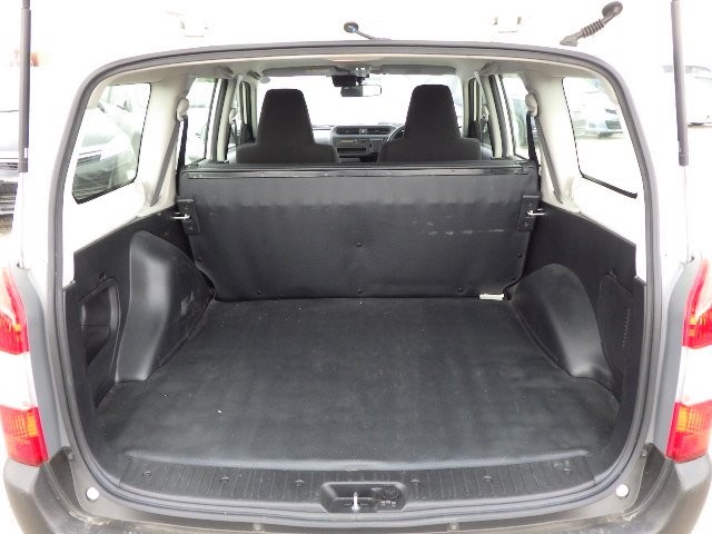 TOYOTA PROBOX 2018 Image 23