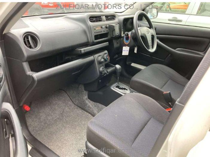TOYOTA PROBOX 2018 Image 9