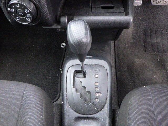 TOYOTA PROBOX 2018 Image 20