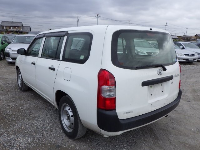 TOYOTA PROBOX 2018 Image 25