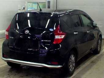 NISSAN NOTE 2018 Image 2