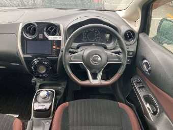 NISSAN NOTE 2018 Image 6