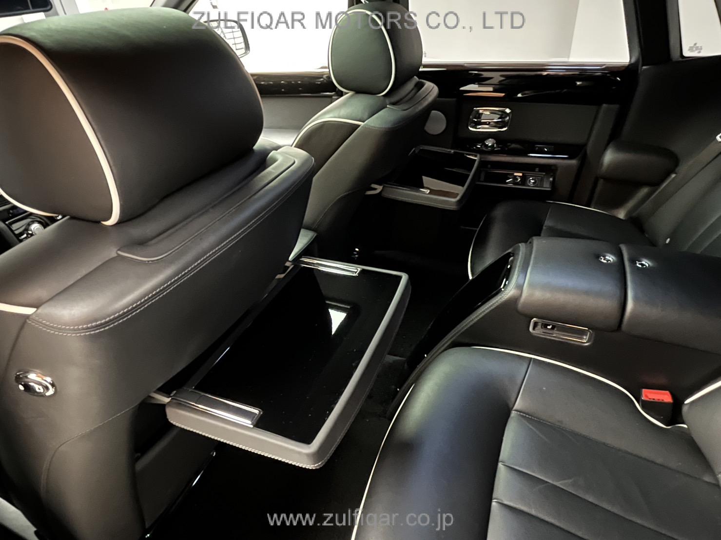 ROLLS ROYCE PHANTOM 2013 Image 40