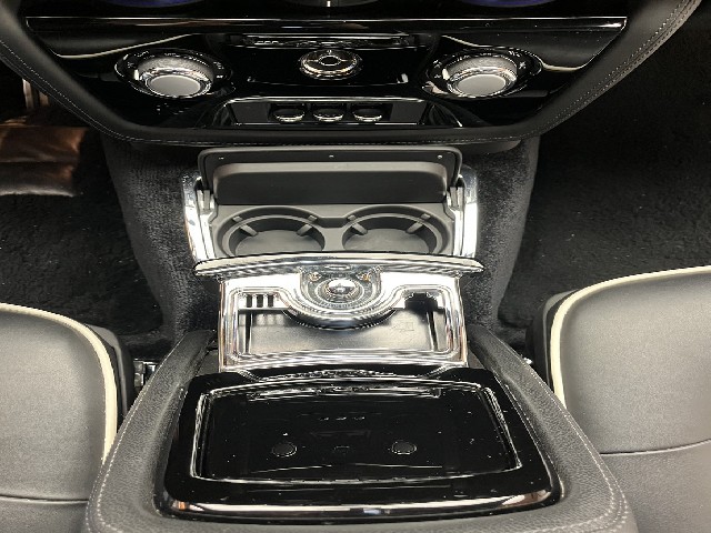 ROLLS ROYCE PHANTOM 2013 Image 48