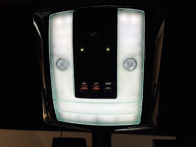 ROLLS ROYCE PHANTOM 2013 Image 57