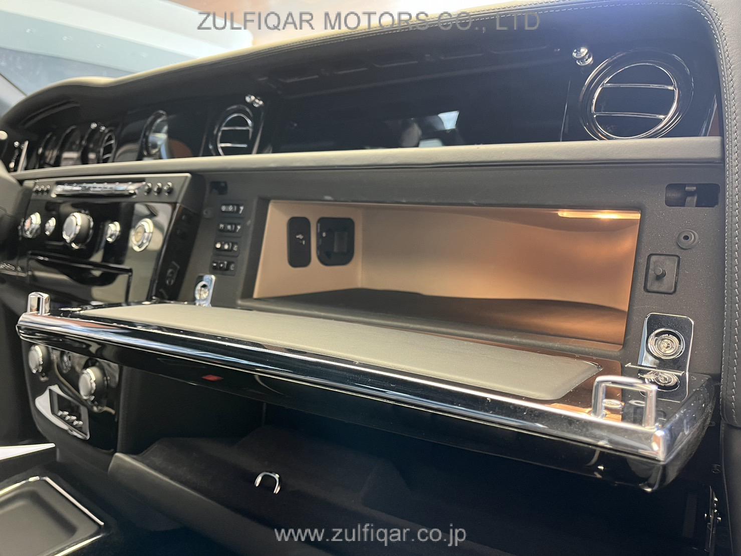 ROLLS ROYCE PHANTOM 2013 Image 68