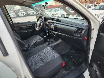 TOYOTA HILUX PICKUP 2019 Image 14