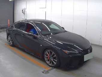 LEXUS IS 2021 Image 1