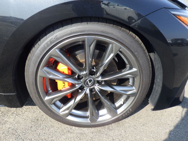 LEXUS IS 2021 Image 22