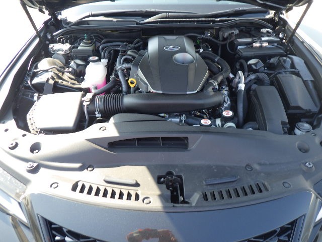 LEXUS IS 2021 Image 23