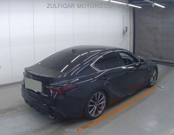 LEXUS IS 2021 Image 5