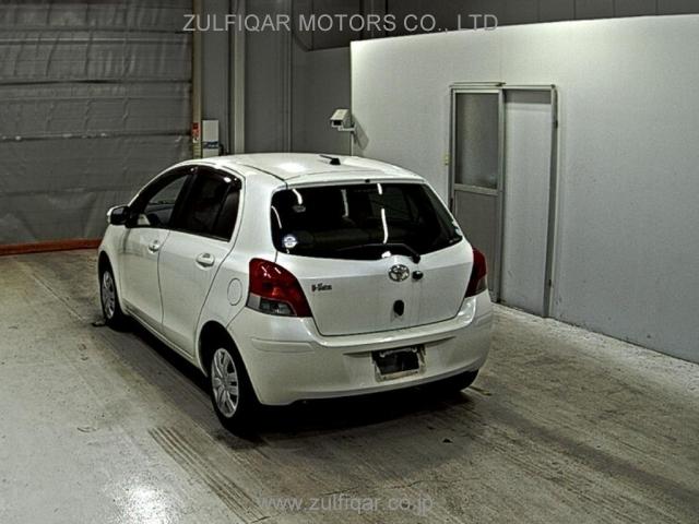 TOYOTA VITZ 2010 Image 2