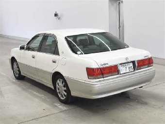 TOYOTA CROWN 2003 Image 2