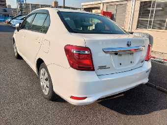TOYOTA COROLLA AXIO 2015 Image 18