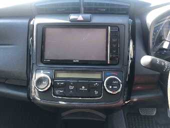 TOYOTA COROLLA AXIO 2015 Image 7