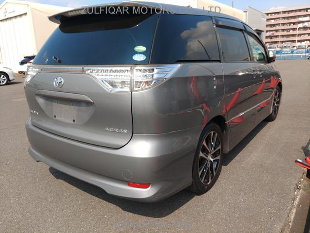 TOYOTA ESTIMA 2013 Image 19